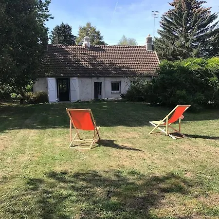 Authentique Maison Au Milieu De Son Grand Jardin