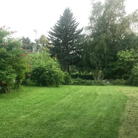 Authentique Maison Au Milieu De Son Grand Jardin *